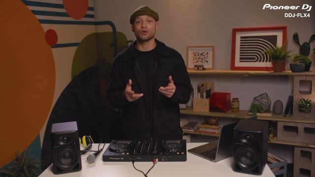 DDJ-FLX4 Tutorial - Live Streaming With A Mic смотреть онлайн