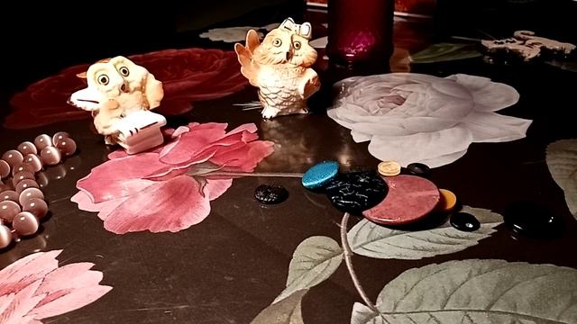 ТАЙНА КОТА. ГАДАНИЕ НА ПУГОВИЦАХ. ЧТО ВАС ЖДЁТ ОСЕНЬЮ. смотреть онлайн