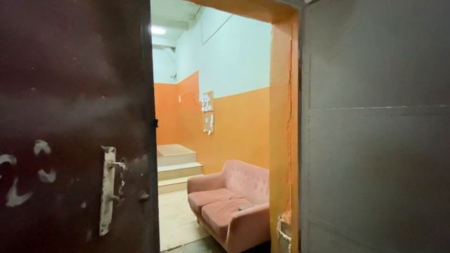 Обзор мебельной фабрики. Мастерская по перетяжке мебели. смотреть онлайн