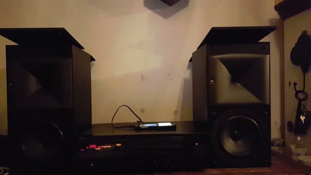 YAMAHA NATURAL SOUND RX-730 Y BOCINAS HLS 610 смотреть онлайн