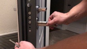 Замена личинки замка