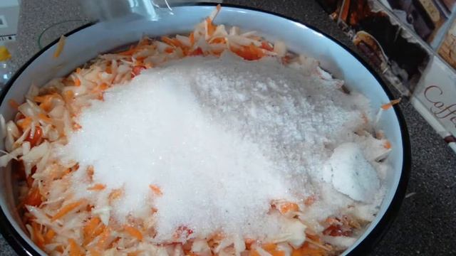 Очень вкусная солянка из свежей капусты на зиму смотреть онлайн