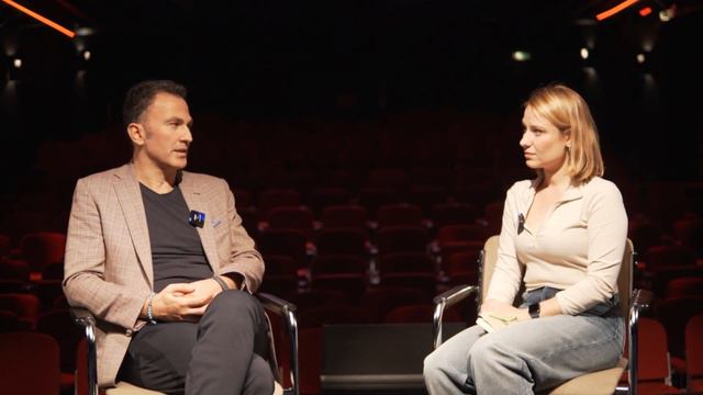 Göç psikolojik hastalıklara yol açıyor mu? Oyuncu ve yazar Fatih Çevikkollu ile röportaj смотреть онлайн