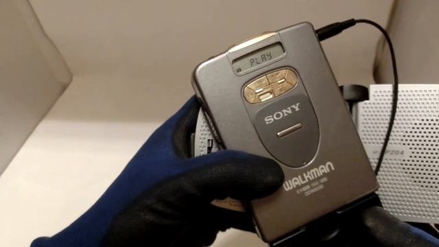 Vintage SONY WALKMAN WM FX1 *Tested* + English Instruction Manual !! смотреть онлайн