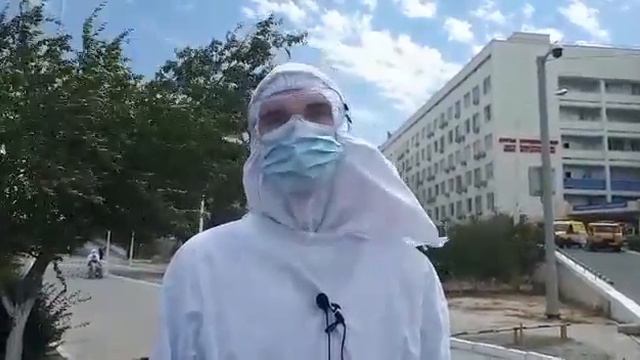 Будем с вами, сколько потребуется - врач из Москвы о борьбе с сovid-19 в Актау смотреть онлайн
