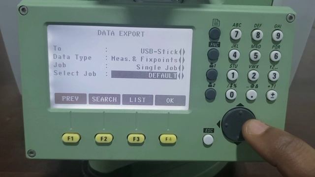 TOTAL STATION TUTORIAL - HOW TO COPY YOUR DATA FROM LEICA TS 06 TO YOUR USB DRIVE смотреть онлайн
