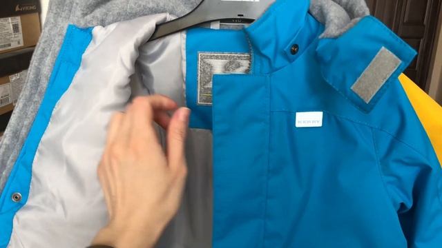 Обзор на демисезонные комбинезоны и парки KERRY Финляндия смотреть онлайн