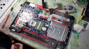 Разбор и чистка ноутбука HP Envy 17