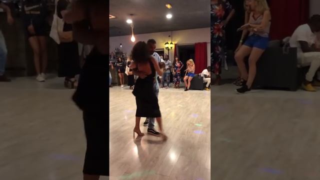 Cecilien Bart & Stéphanie Prettynails Dance Kizomba Sauvian 2023 смотреть онлайн