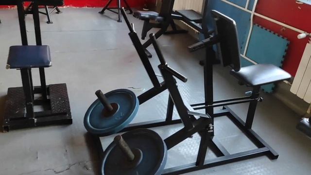 Гръб и Трапец - Тренировка от 9 Упражнения смотреть онлайн