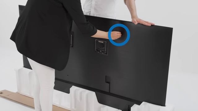 How to unbox and install the QLED | Samsung смотреть онлайн