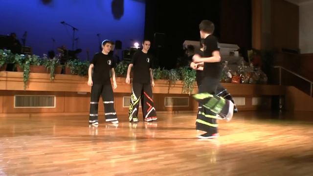 Shuffle Performance (Choreography) - Benefitzball Mödling 2010 смотреть онлайн