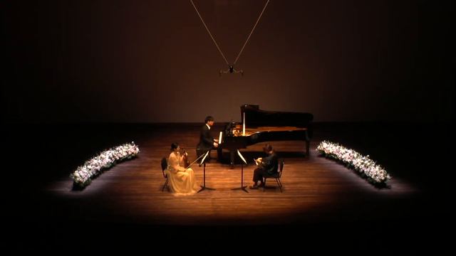 艾瑞克 · 艾瓦森，給法國號、小提琴與鋼琴的三重奏 Eric Ewazen: Trio for Horn, Violin, and Piano | #horntrio смотреть онлайн