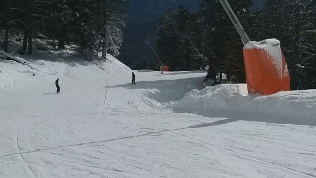 Архыз 08.02.2023 спуск по синей трассе Персеида смотреть онлайн