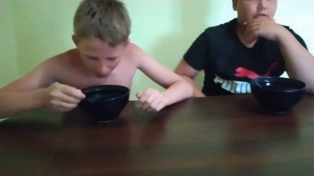 ВЫПЕЙ 1.5 ЛИТРА ВОДЫ ЛОЖЕЧКОЙ