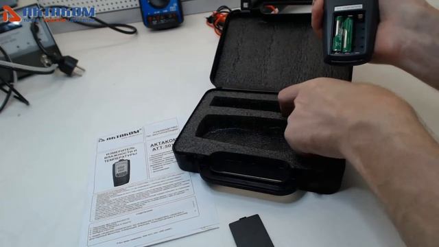 Измеритель влажности и температуры АКТАКОМ АТТ-5010 смотреть онлайн
