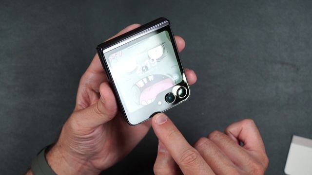 Galaxy Z Flip 5 OFFICIAL Front Protection Film - Install & Scratch TEST смотреть онлайн