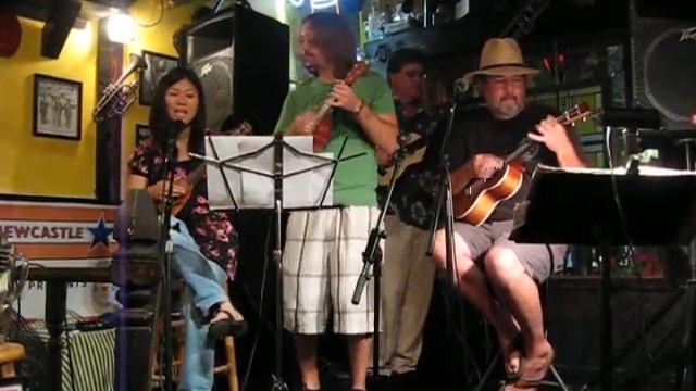 Girl from Ipanema -Wellington's Front Porch Ukulele Band- смотреть онлайн