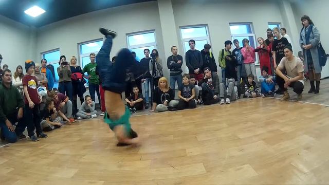 POKEMON BATTLE 2016, Bboys Flash vs Chetkiy, TOP8 смотреть онлайн