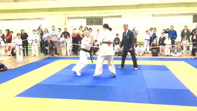 Чемпионат города Апатиты Ванина Елена (Мурманск) - Кочанова Анна (Североморск)