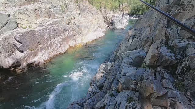 Путешествие на АЛТАЙ/Самая красивая река Алтая/Девичьи плесы/Старая шахта/Рыбалка на реке КУМИР #3 смотреть онлайн