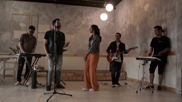 Location Unknown - Honne (Cover) by Yusavka & Hendy Novela смотреть онлайн