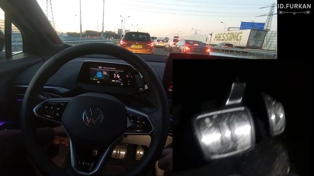 Traffic Jam Assist | VW ID.4 1st Max смотреть онлайн