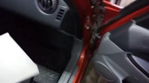 Замена фильтра салона Suzuki SX4