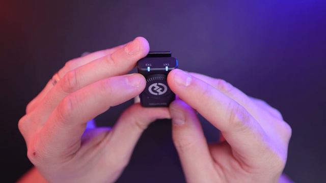 Is This The Smallest Wireless Lavalier Microphone or What? Hollyland Lark M2 Camera iPhone Android смотреть онлайн