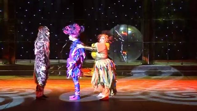 Виктория Шанина в роли Бабушки Нитонисё смотреть онлайн