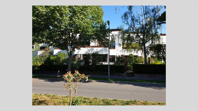 Reisetagebuch Nr. 2: Die Schorlemerallee смотреть онлайн