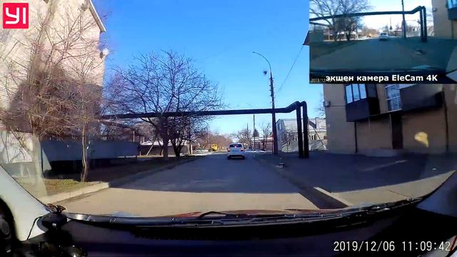 Автомобильный Видеорегистратор от Xiaomi - Yi Smart