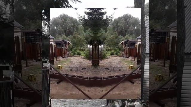 Навес двухскатный из поликарбоната.