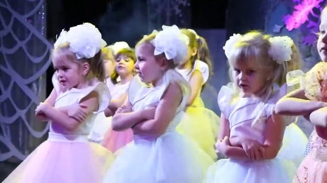 Номер "Раз ладошка" (вокал) MEDLEY VOCAL SCHOOL смотреть онлайн