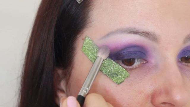 Сиреневый макияж глаз. Яркий макияж тренд 2020 смотреть онлайн