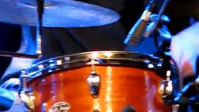 Ken Vandermark - Paal Nilssen-Love, 17 April 2010, Budapest, A38 Ship смотреть онлайн