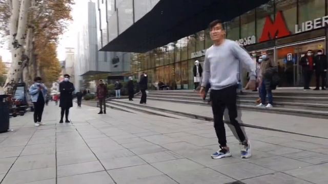 Чёрные глаза - Айдамир Мугу смотреть онлайн