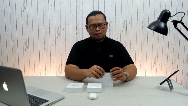 Terlalu Lawas Di 2019? Apple AirPods Unbox & Review Indonesia.