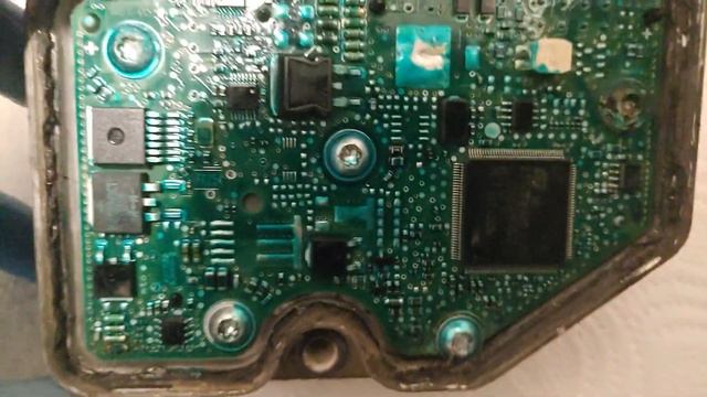 В ремонте блок Audi Q3 Haldex 4 поколения 0BS907554D смотреть онлайн