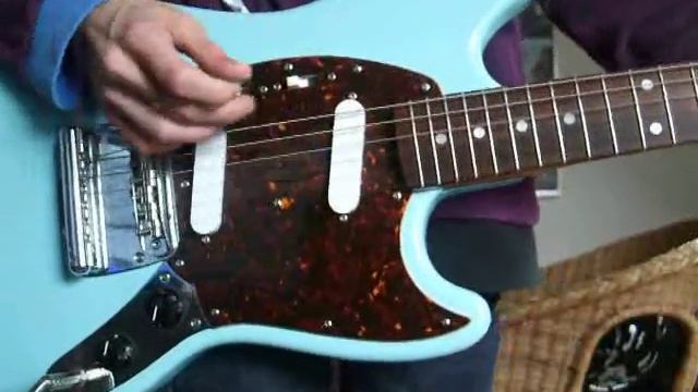 Fender Mustang Demo. смотреть онлайн