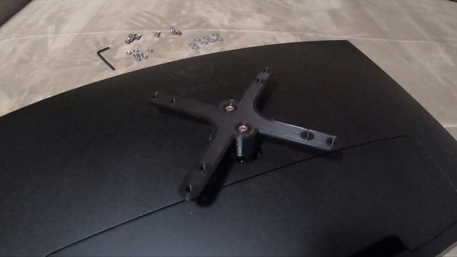 MSI Optix, Viotek, HKC, Pixio - VESA adapter installation guide смотреть онлайн