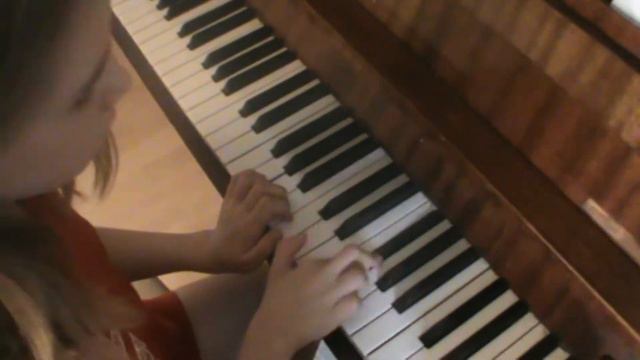 "Есть только миг", песня, фортепиано. смотреть онлайн