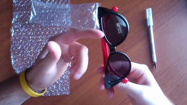 Солнцезащитные очки «Кошачий глаз» смотреть онлайн