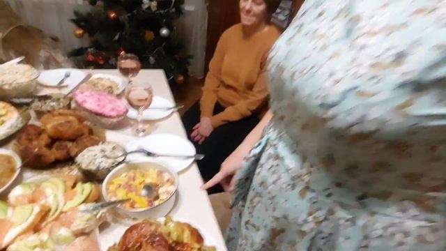 ВОТ И ВСТРЕТИЛИ НОВЫЙ ГОД. смотреть онлайн