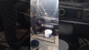 не заводится Ауди 80