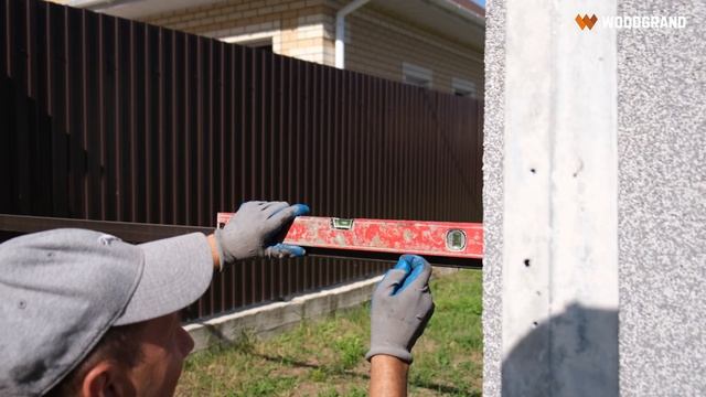 Монтаж заборной доски ДПК на объекте у клиента WOODGRAND. Забор - шахматка со всеми нюансами. смотреть онлайн