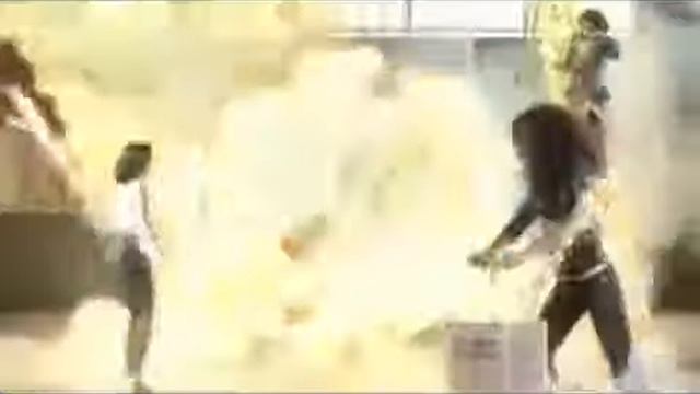 Toyota FJ Cruiser TV Commercial Featuring Tanya van Graan смотреть онлайн