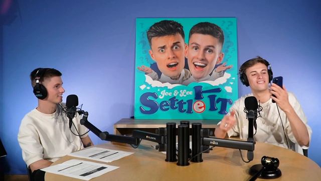 Which Is Better a Film Or Box set? Joe Tasker and Lee Hinchcliffe SETTLE IT | E31 смотреть онлайн