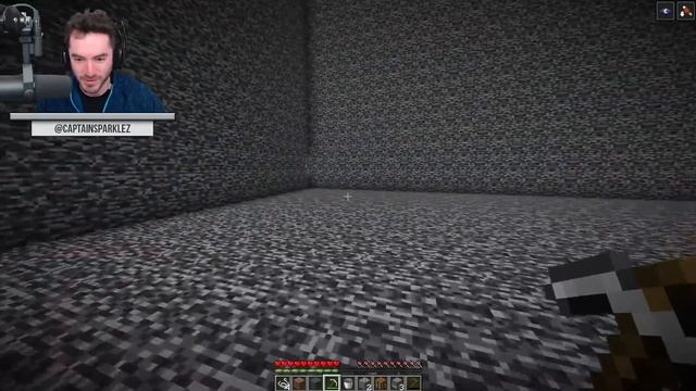 Outsmarting A Minecraft Escape Room смотреть онлайн