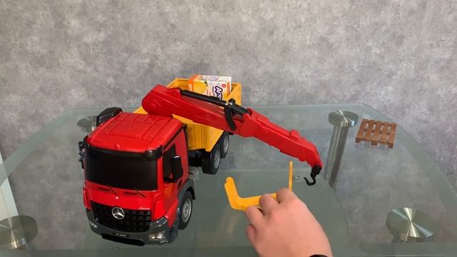 Радиоуправляемый кран Double Eagle Mercedes-Benz Arocs 1:20 2.4G - E565-003 Тест механизмов смотреть онлайн